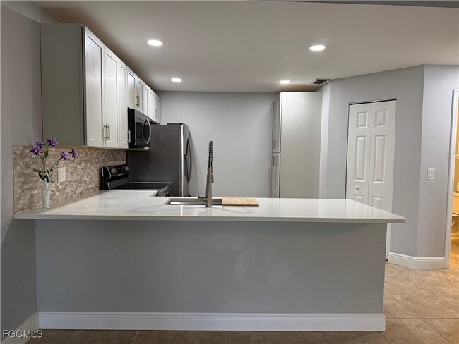 Building Photo - 6331 Royal Woods Dr Rental