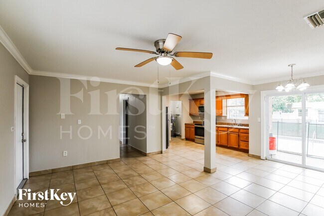 Photo - 240 N 69th Way