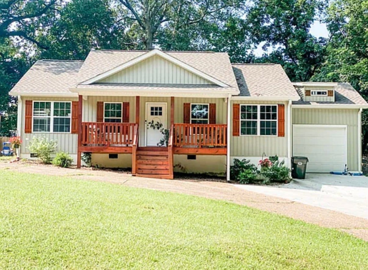 Photo - 1105 Ridgeleigh Cir
