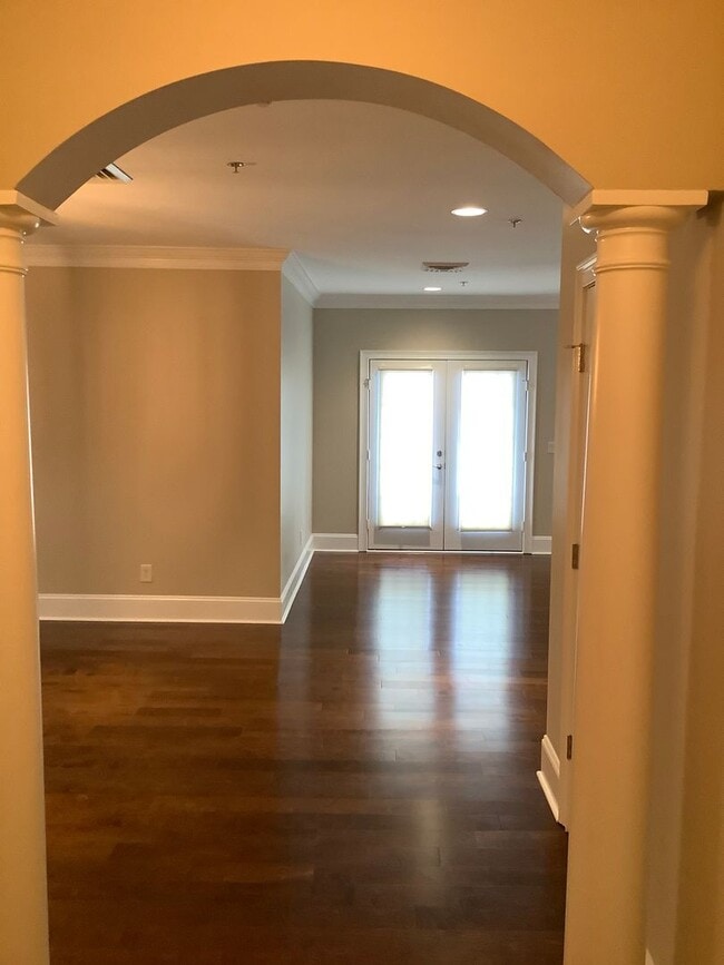 Photo - Newly Renovated! Music Row Gated Condo