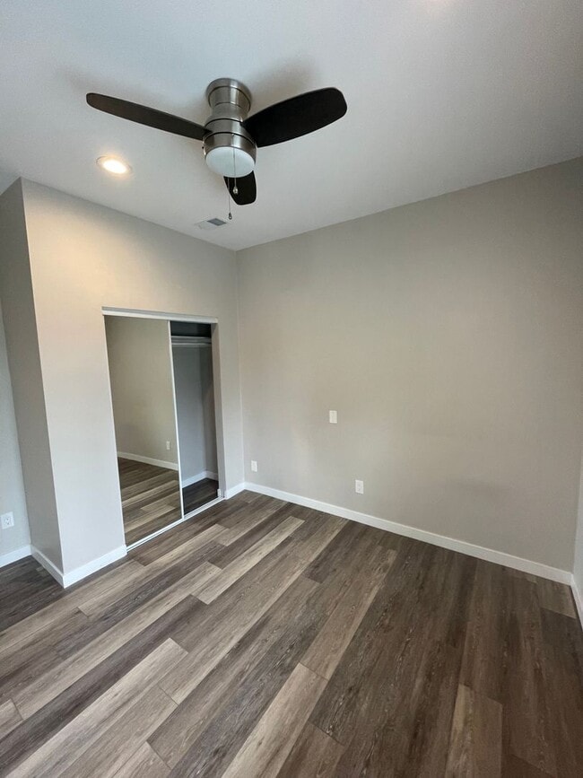 Photo - 5215-5217 Catoctin Drive