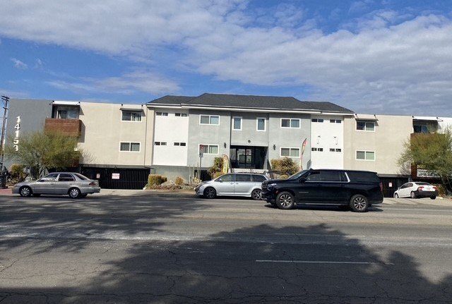 14153 Victory Blvd.