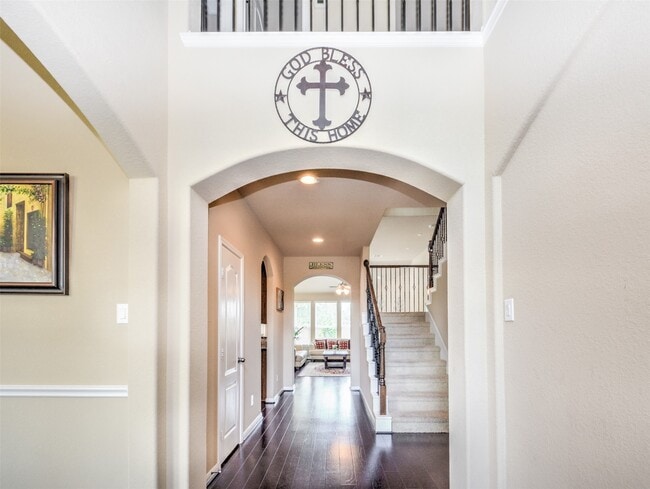 Photo - 26335 Cedar Pine Dr