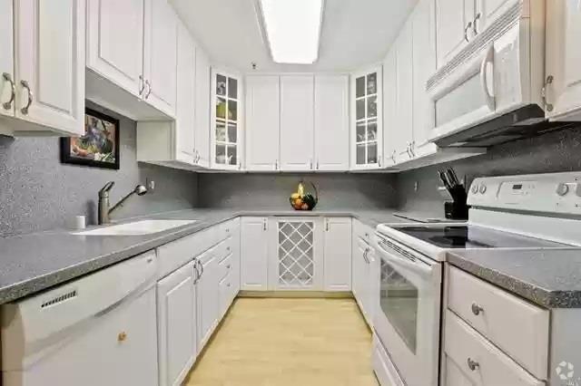 Building Photo - 638 Arcadia Dr Rental