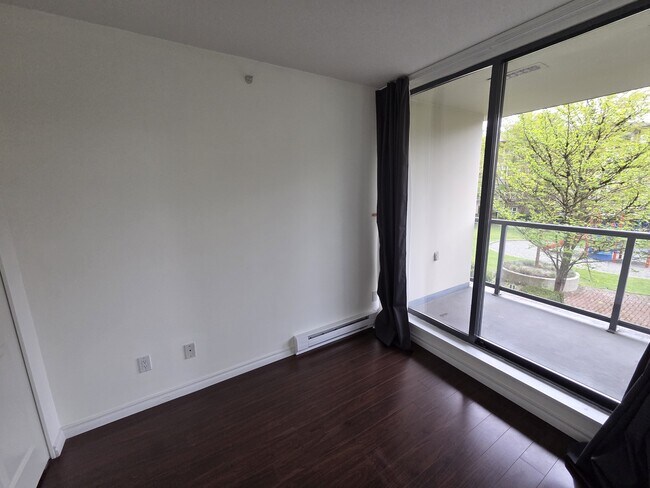 Photo - 3588 Crowley Dr