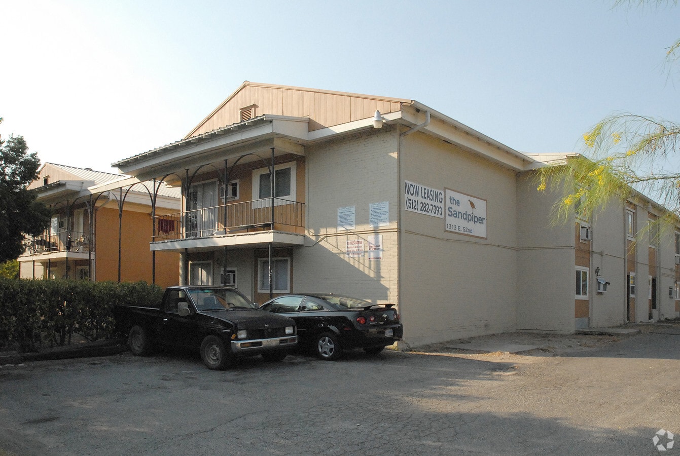 Photo - The Sandpiper Apartamentos