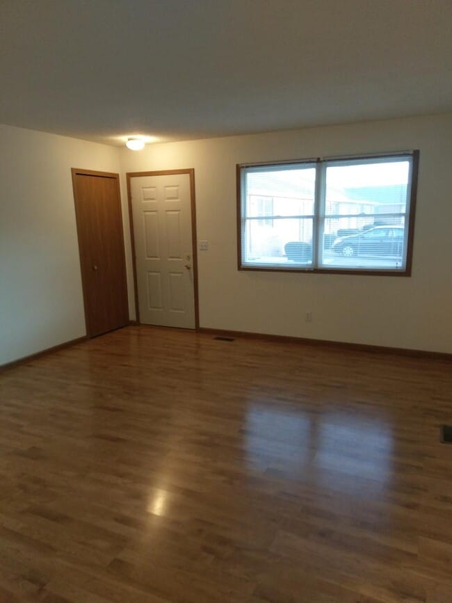 Photo - 901 Fishlock Ave