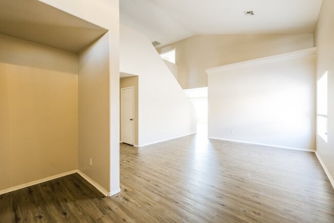 Photo - 4310 N 124th Ave