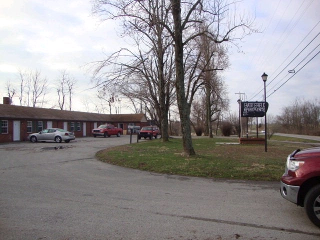 Photo - Battlefield Apartments