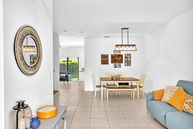 Photo - 4668 Banker Ter