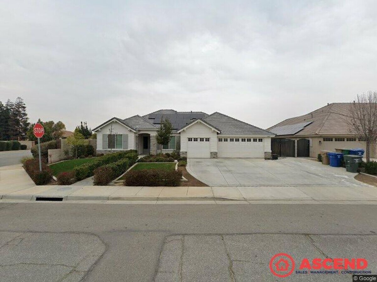 Beautiful Home Off Snow Road and Coffee! - Beautiful Home Off Snow Road and Coffee!