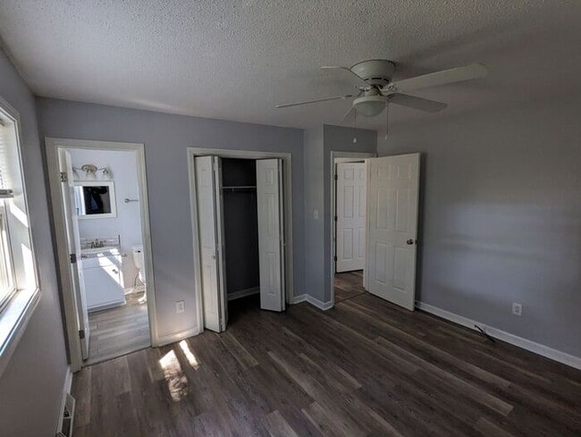 Photo - 3BD/2BA Home in Hickory