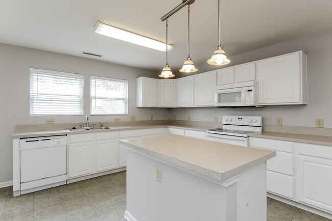 Photo - 1506 Bray Dr