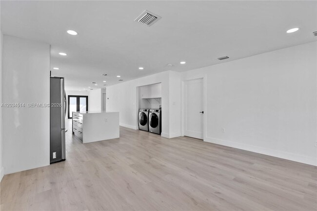 Photo - 407 NW 45th St
