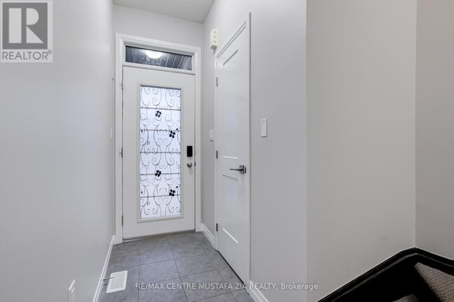 Photo - 74 Soho St