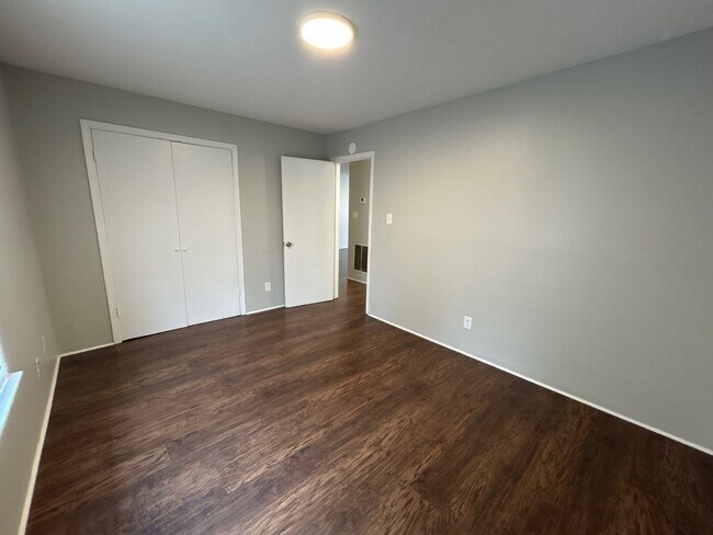 Photo - 263 Tinker Hill Cv Unit C