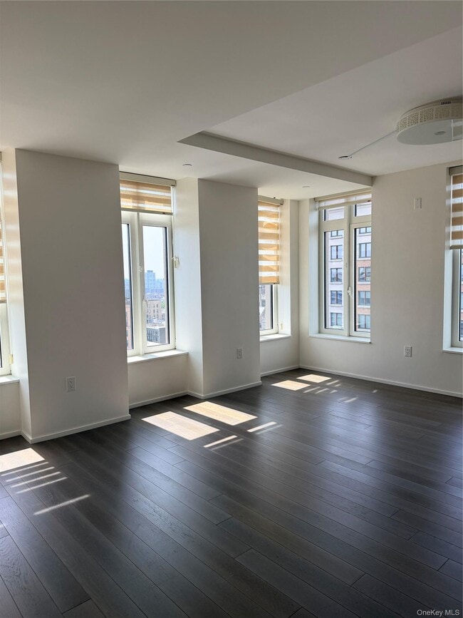Building Photo - 543 W 122nd St Unit 16E