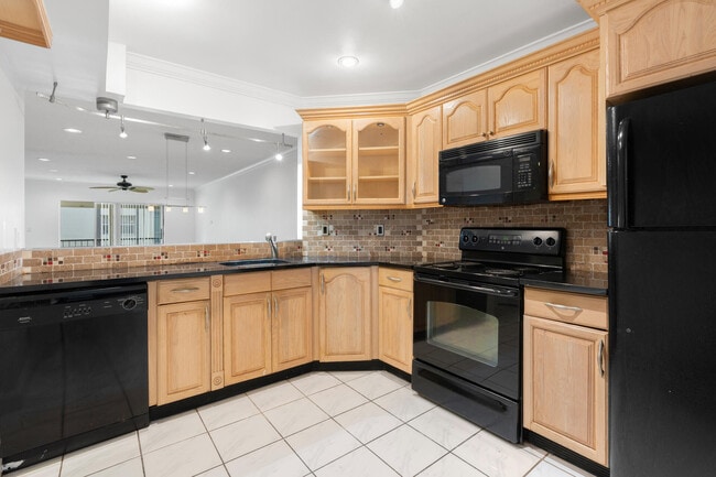 Building Photo - 6300 S Falls Cir Dr Unit 213 Rental