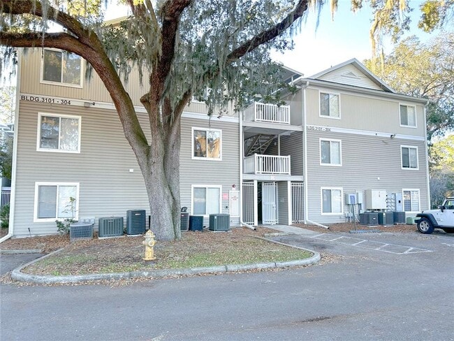 Photo - 4000 SW 23rd St Apartment Unit 3-107