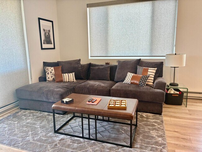 Photo - 401 W Meadow Mile