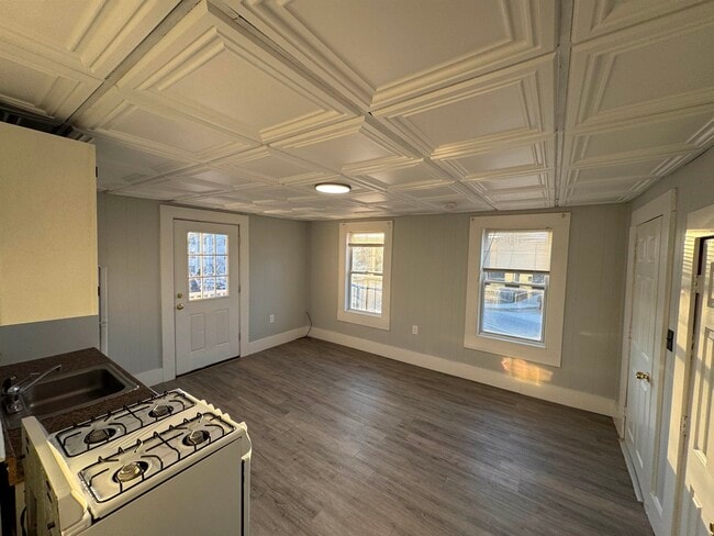 Photo - 30 Ledge St Unit 6