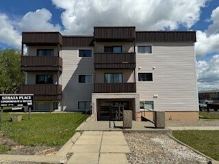 Photo - 10012-10013 3 St Unit 305