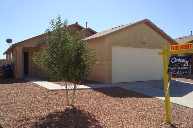 Building Photo - Northeast El Paso 3 Bed Refrig A/C