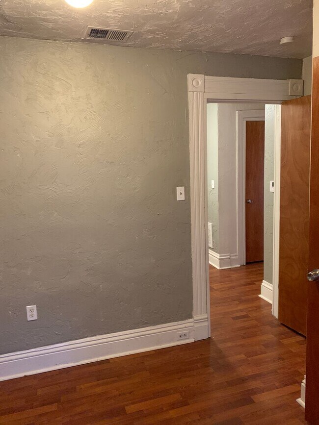 6829 McPherson Blvd Unit 1