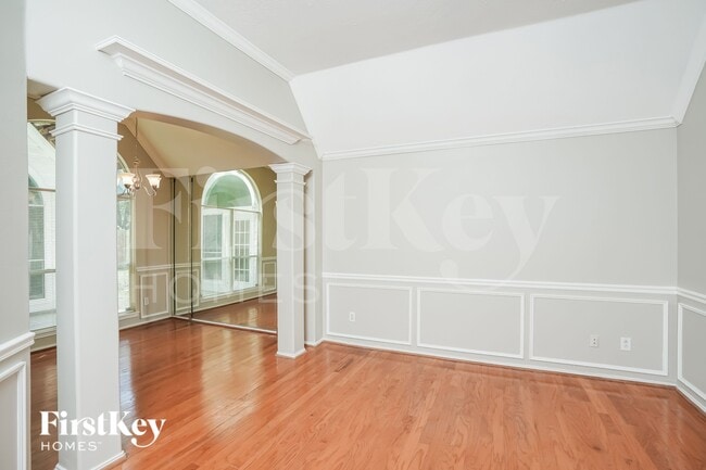 Photo - 10002 Elm Meadow Trail