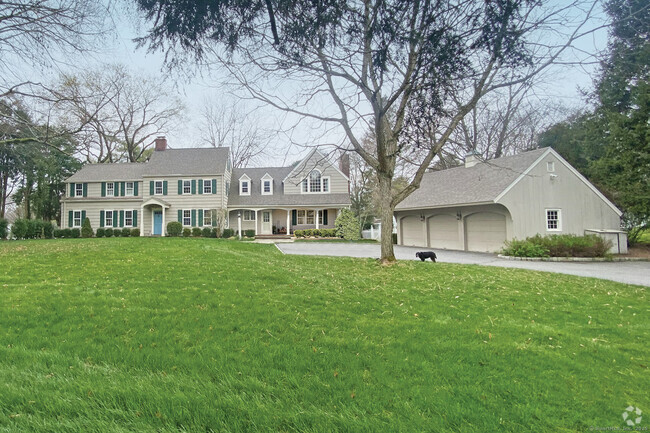 Building Photo - 95 Compo Rd N Rental