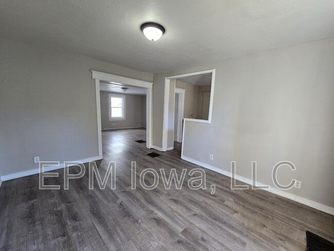 Photo - 109 Summit Ave