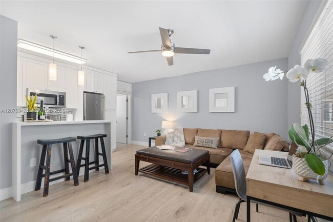 6330 SW 79th St Unit 6