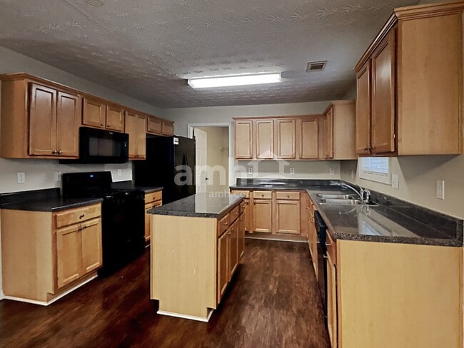 Photo - 1558 Great Shoals Cir