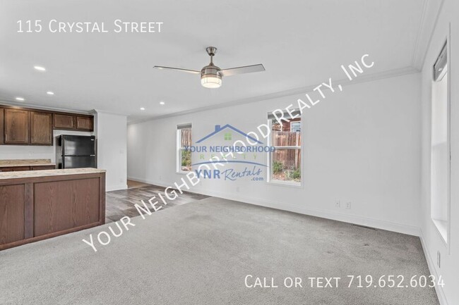 Photo - 115 Crystal St