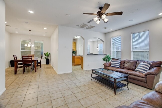 Photo - 7439 Hollister Spring