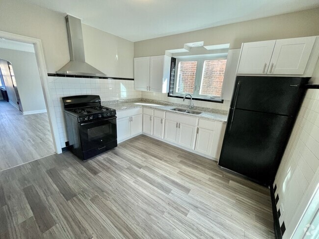 Building Photo - 1630 Oak Park Ave Unit Apt 2