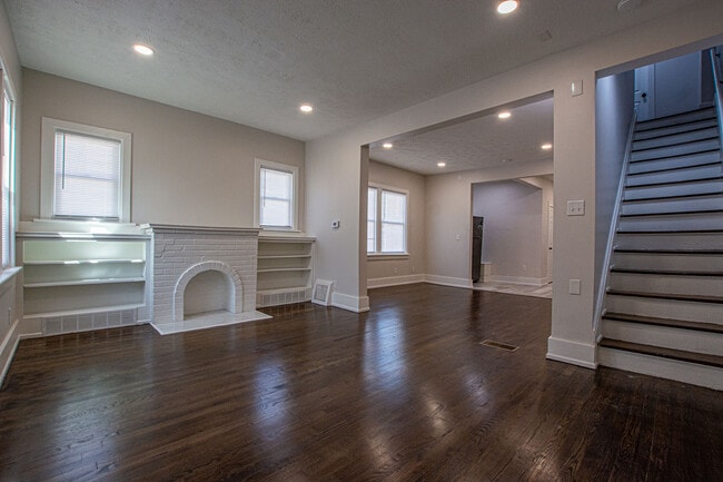 Photo - 3812 Dodge St