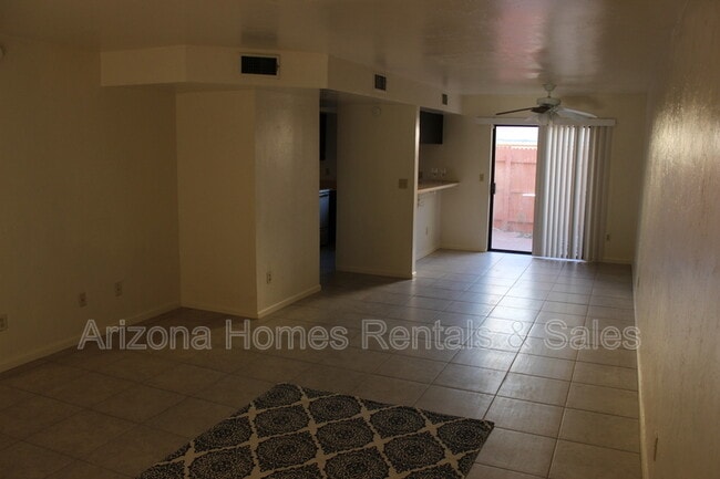 Photo - 621 S Kacee Ave