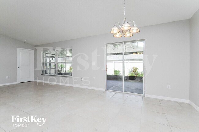 Photo - 256 Cascade Bend Dr