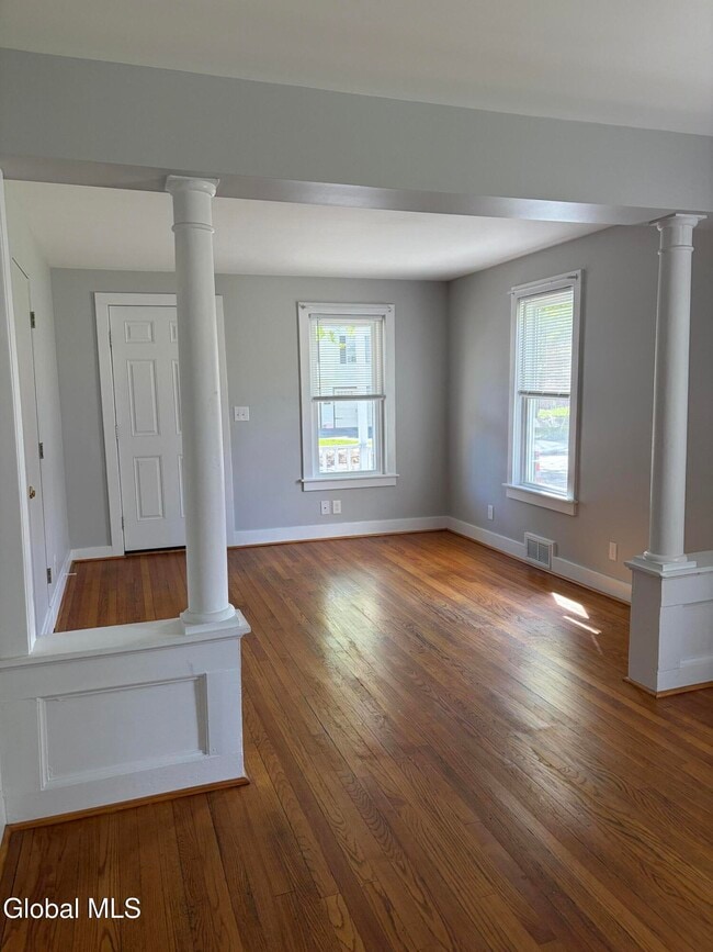 Photo - 15 Staple St Unit A