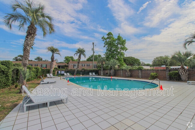 Building Photo - 867 Colony Dr Unit F-82 Rental