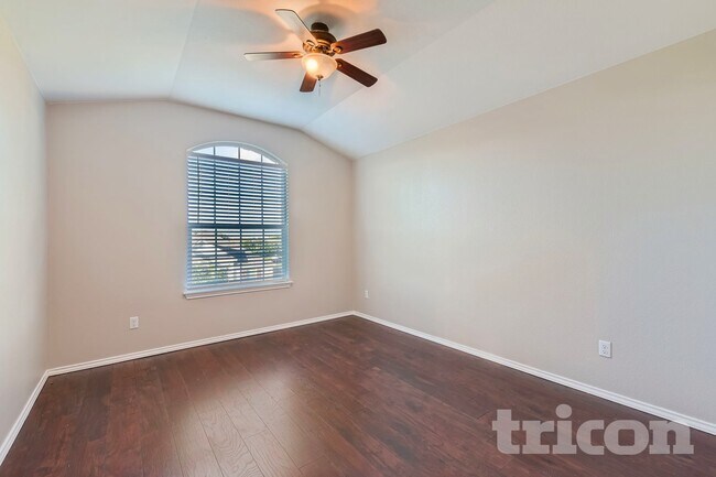 Photo - 257 Verano Dr