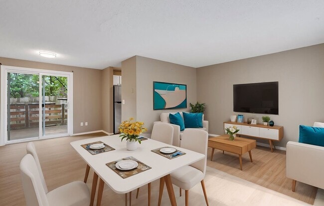 Photo - 1614 Village Park Pl