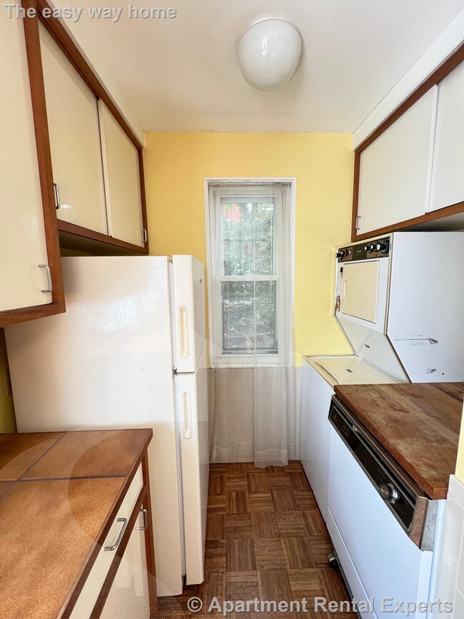 Photo - 10 Packard Ave Unidad #1