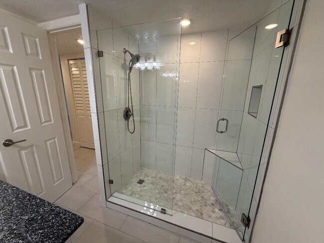 Photo - 8901 N New River Canal Rd Unidad 17w