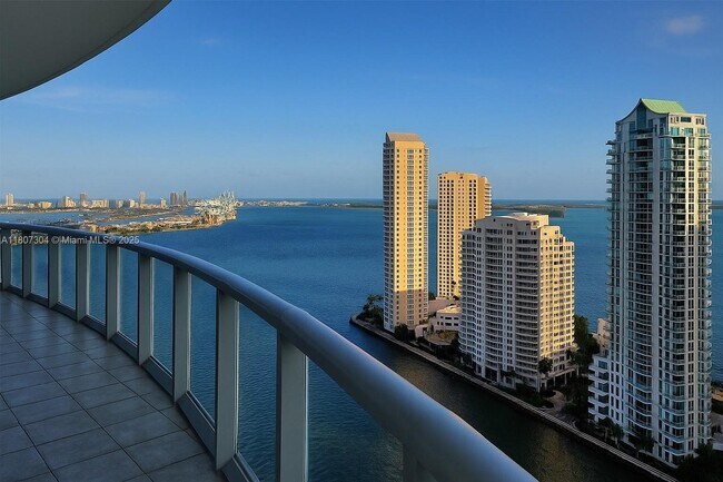 Photo - 300 S Biscayne Blvd Condo Unit T-3308