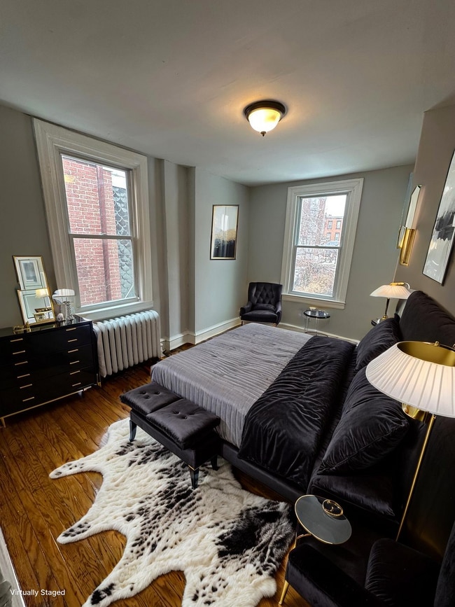 Photo - 2037 Bellevue St