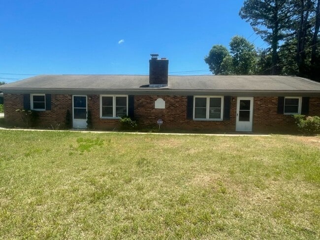 Building Photo - Quail Ridge Apartments 2 Unit Apt. 6
