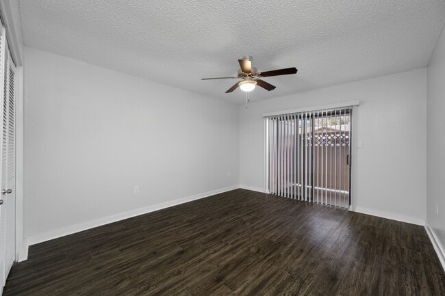 Photo - 10723 Buckingham Ct Unit B17023