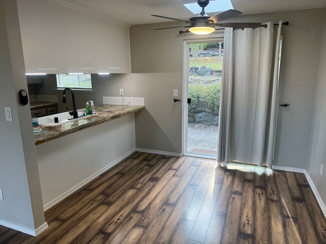 Photo - 5115 S 4th Ave